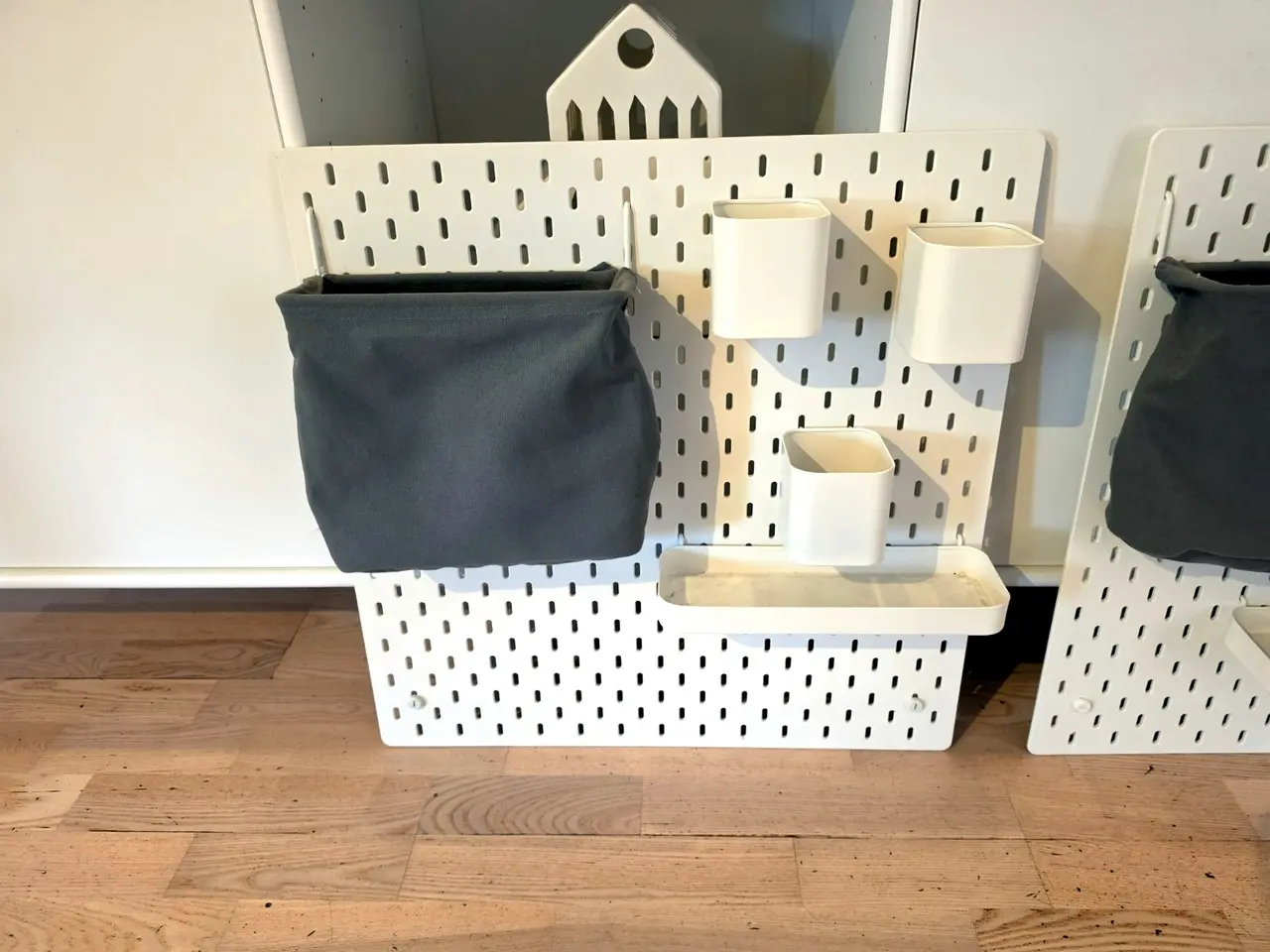 Billede 4 - IKEA SKÅDIS hulplader + masser af tilbehør – 2 stk