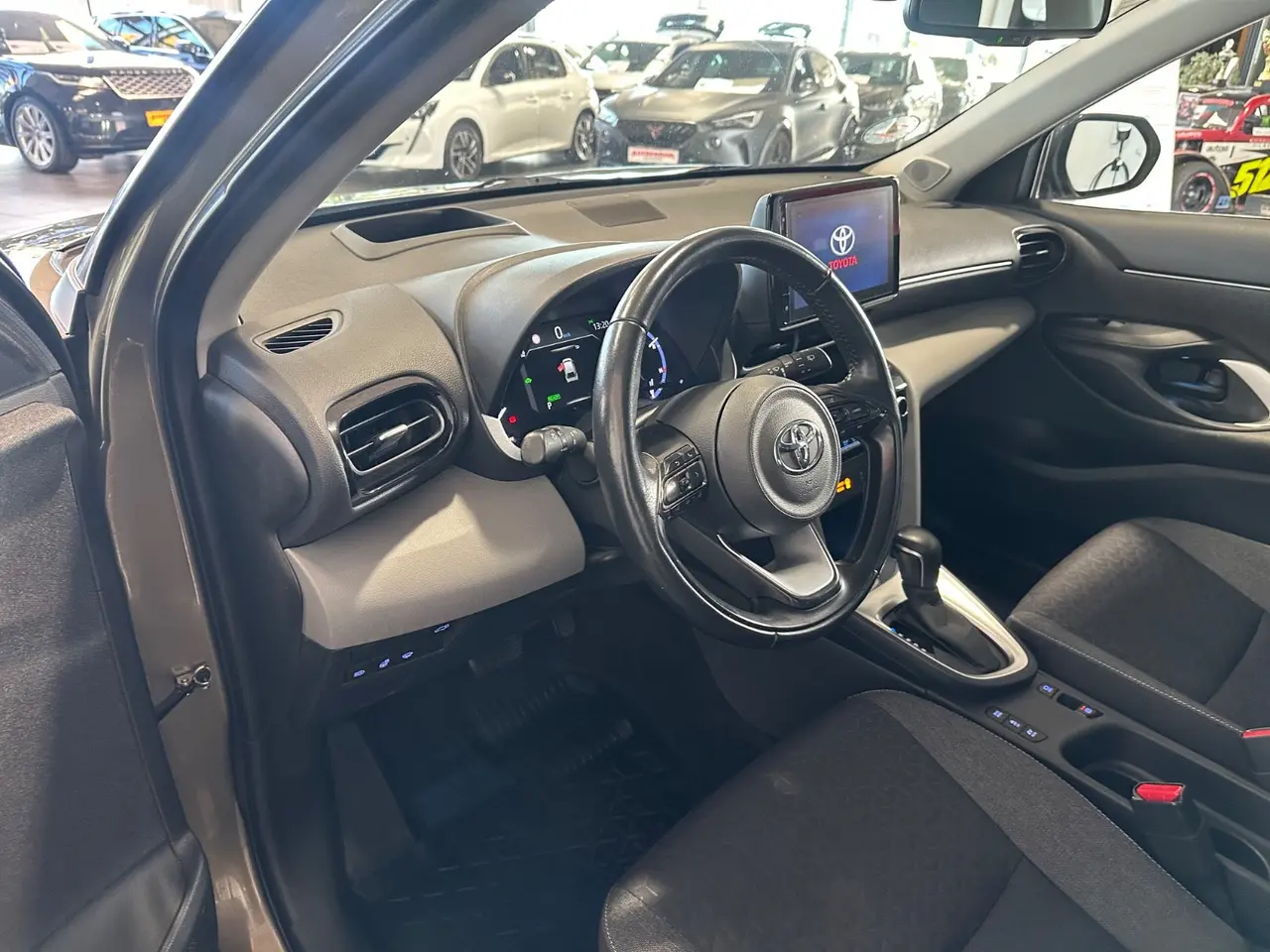 Billede 3 - Toyota Yaris Cross 1,5 Hybrid Active Tech e-CVT Van