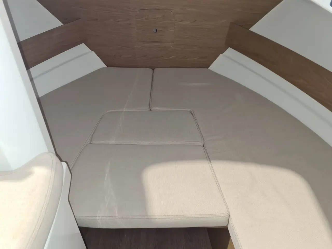 Billede 11 - Beneteua Antares 6.80 - Yamaha F115/Udstyr