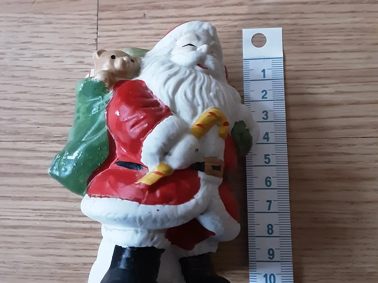 Billede 2 - Keramik julemand. Pris. 12.00kr.
