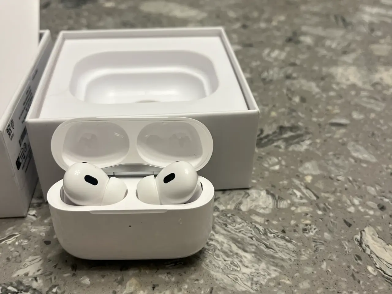 Billede 2 - AirPods Pro 2 med kviktering 