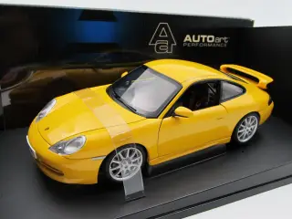 1999 Porsche 911 (996) GT3 fra AUTOart - 1:18