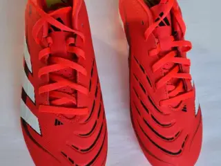 Adidas Predator fodboldstøvler rød hvid, str. 8