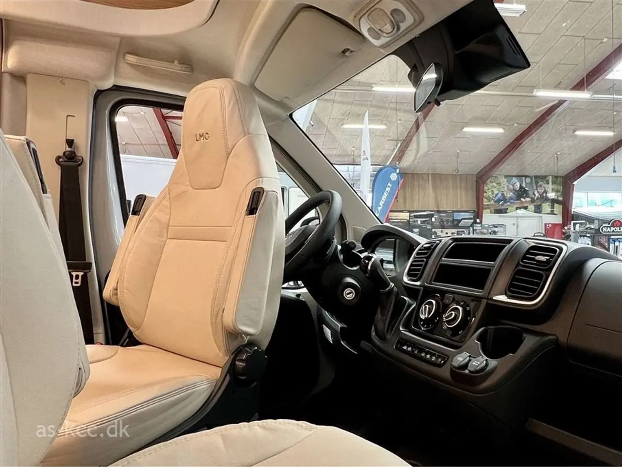 Billede 8 - 2025 - LMC Cruiser V646 Automat gear   LMC Cruise  V646 70års jubilæum med automatgear