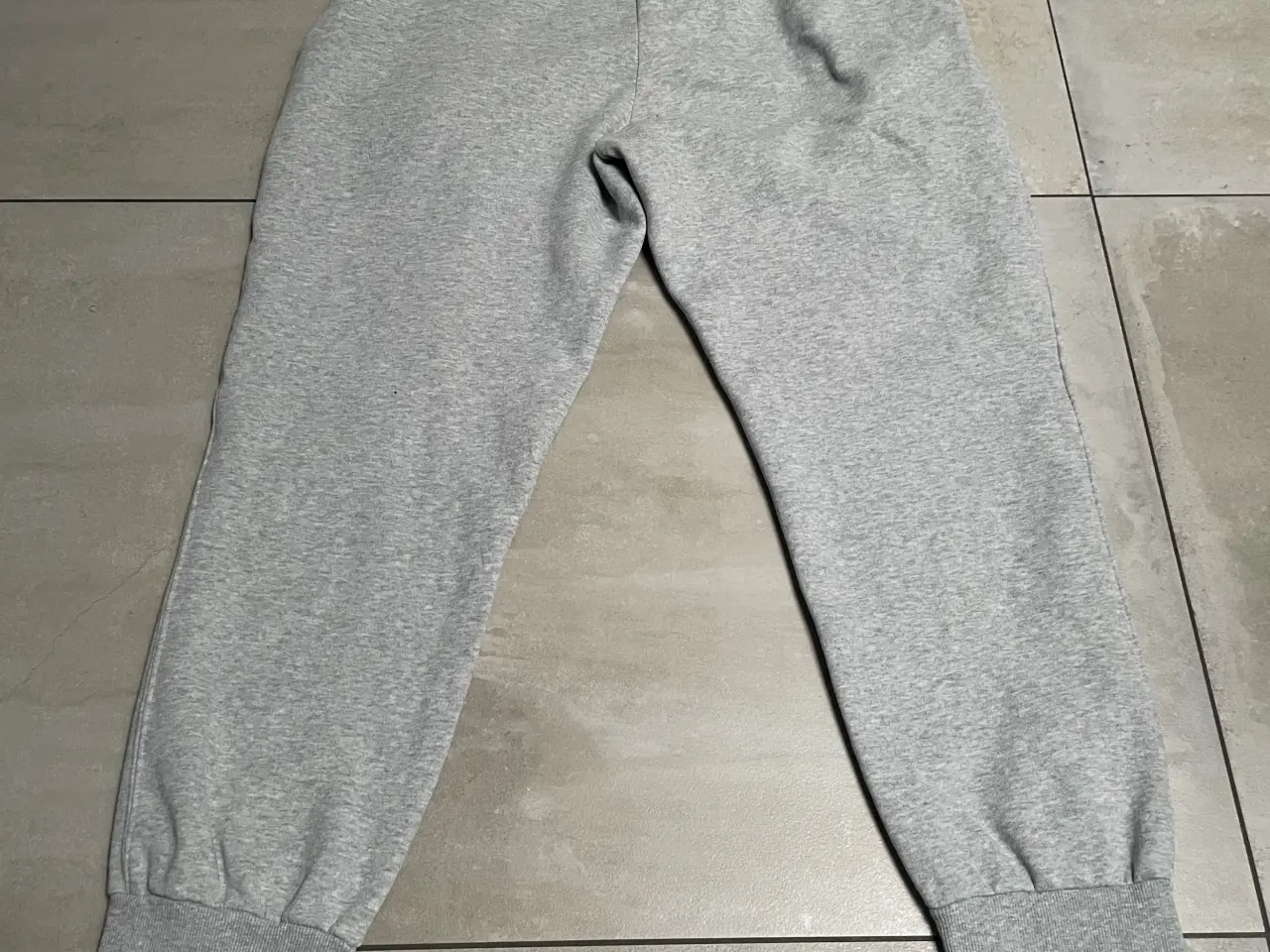 Billede 2 - Grå joggingbukser str.xxl 