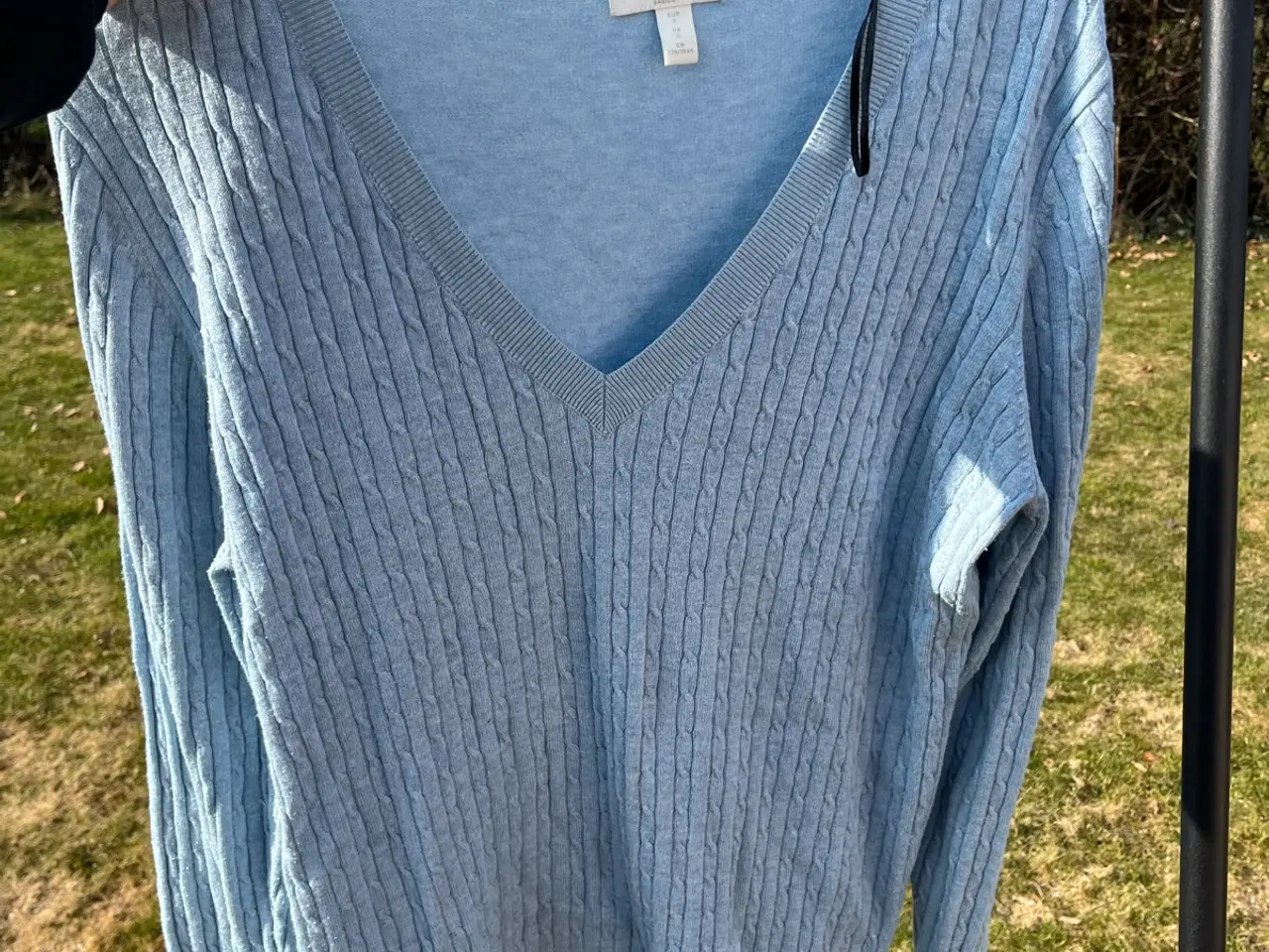 Billede 1 - Strik trøje fra H&M str. L