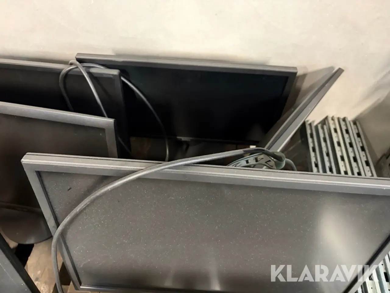 Billede 12 - Computer skærme lot med 11 Styk