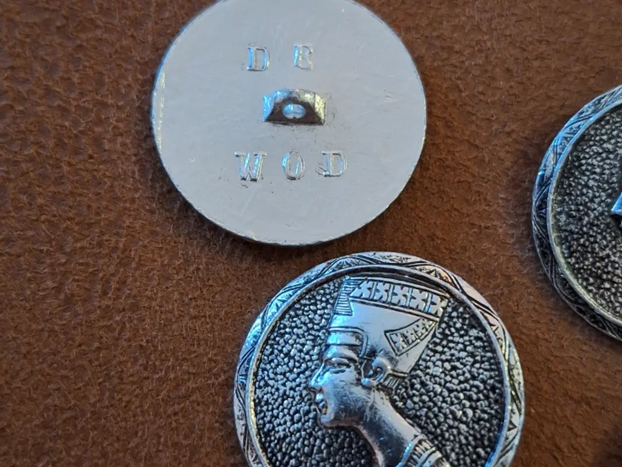 Billede 3 - Vintage metalknapper