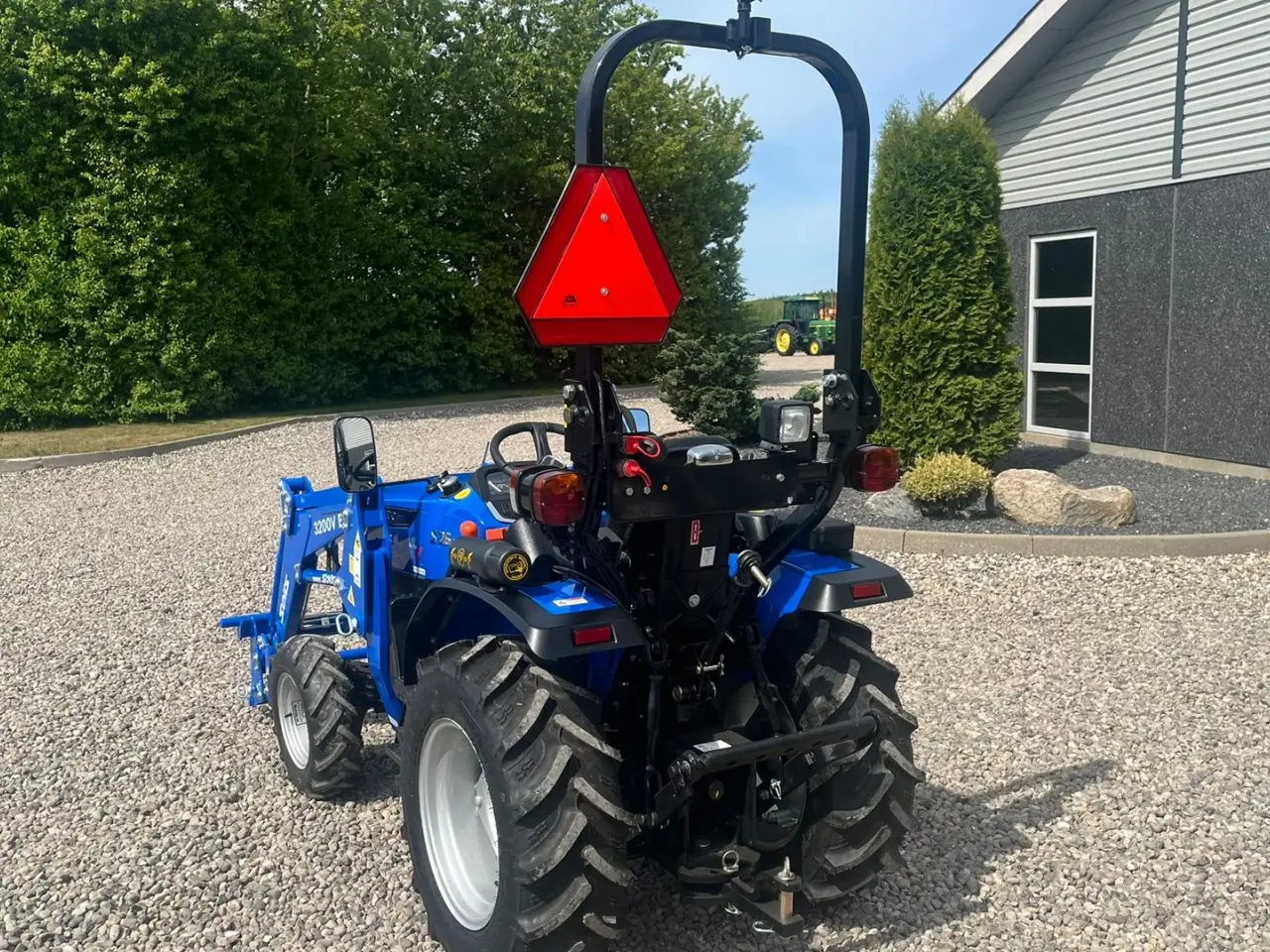 Billede 9 - Solis S26 6+2 gearmaskine med Fuldhydraulisk frontlæsser