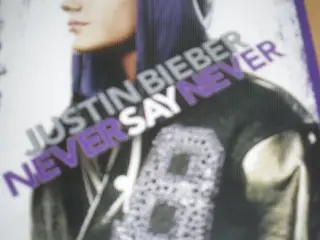 JUSTIN BIEBER. Never say Never.