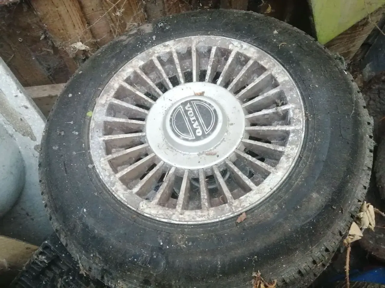 Billede 1 - 14" alufælge Volvo 260