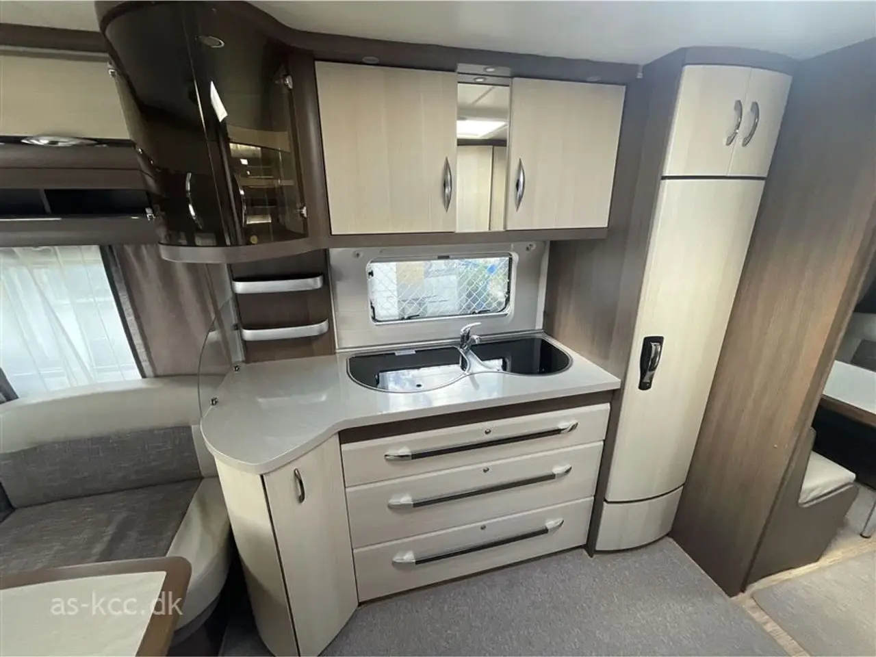 Billede 5 - 2014 - Hobby Prestige 720 UKFe Hobby Prestige 720 UFKE årg. 2014 7 sovepladser, 8 siddepladser.