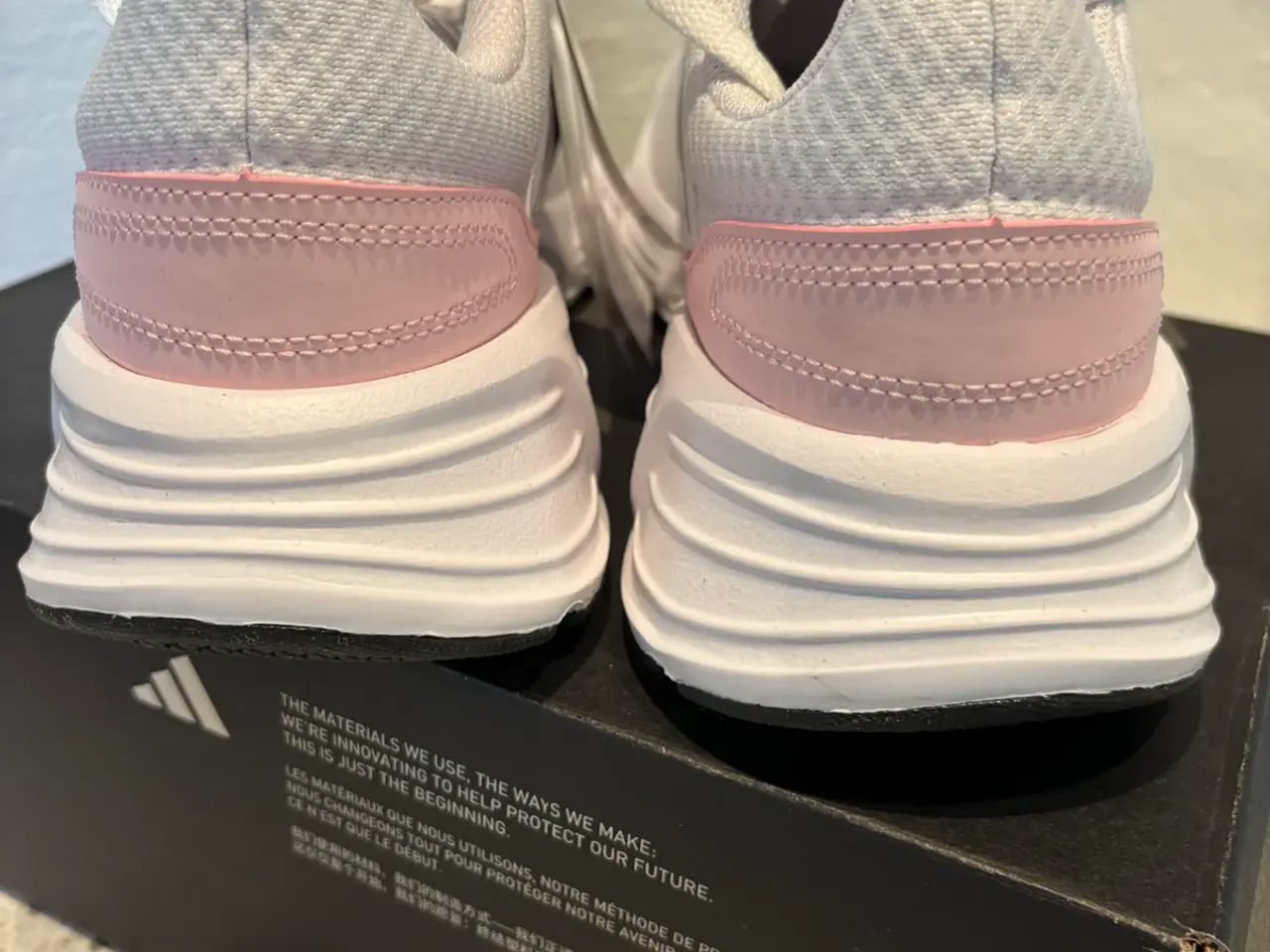 Billede 8 - Adidas str 41 1/3