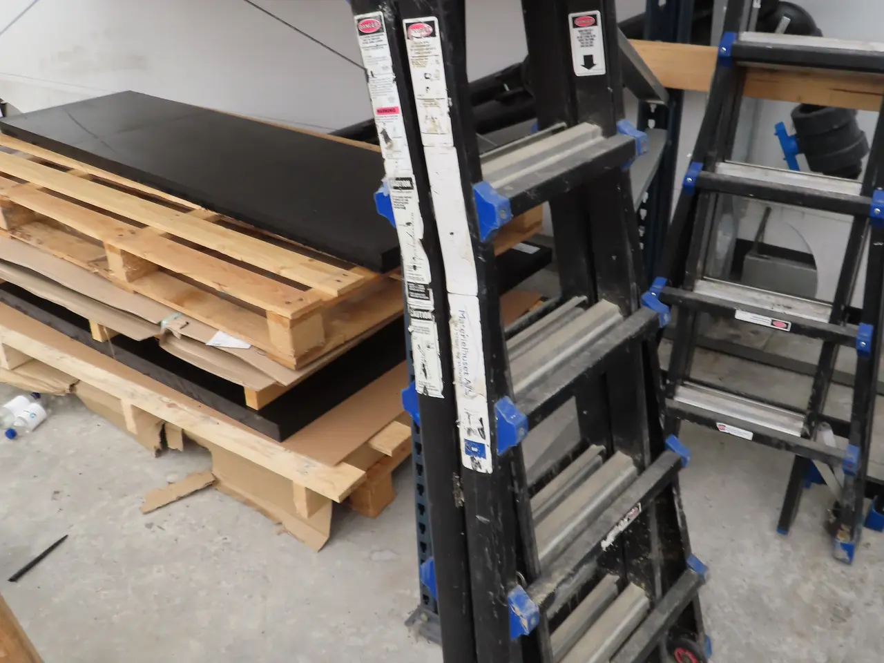 Billede 1 - Multistige MATERIELHUSET A/S