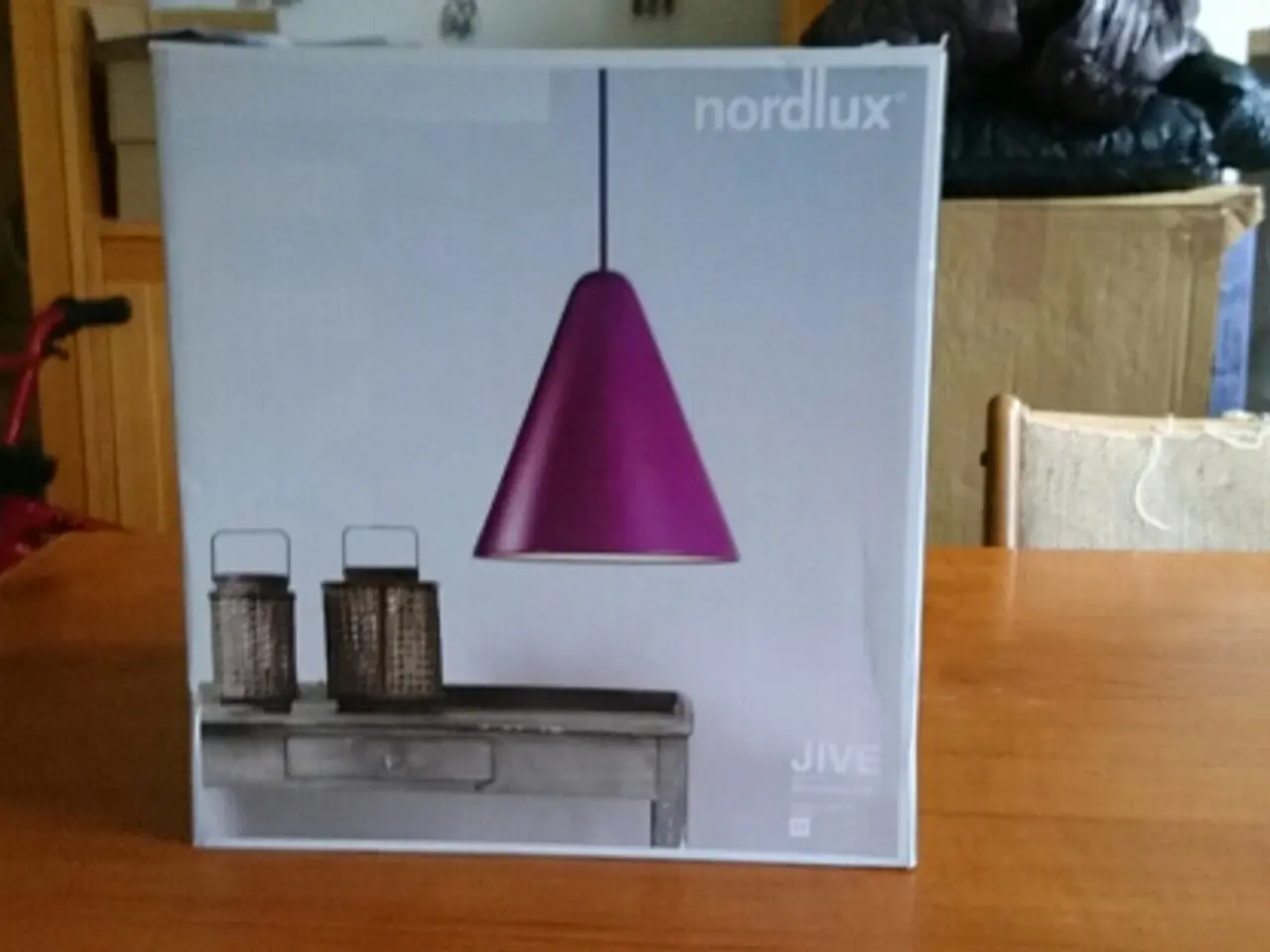 Billede 1 - Nordlux lampe lilla