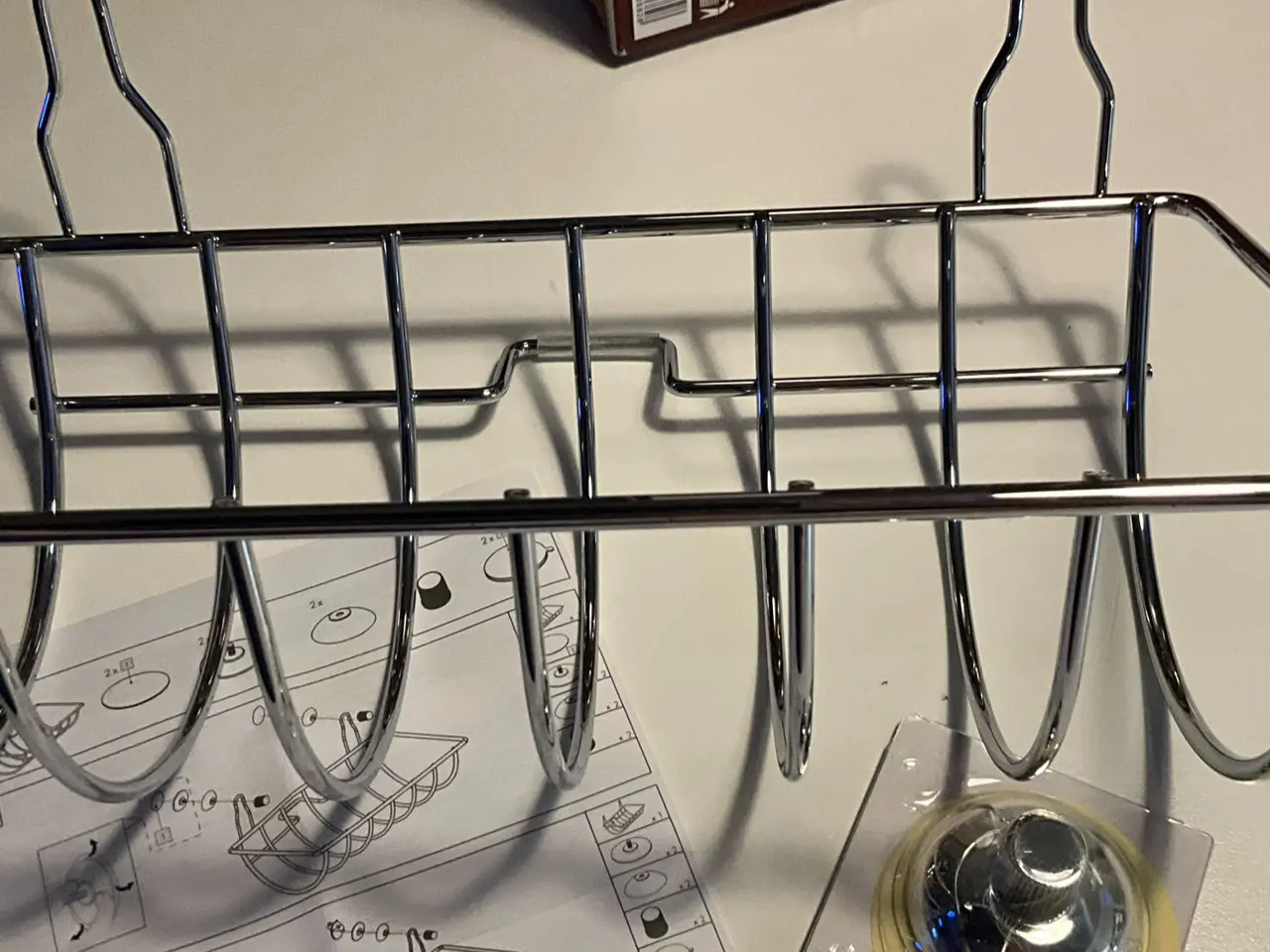 Billede 1 - Køkkenrulle holder med sugekopper