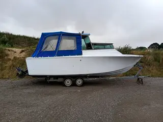 motorbåd
