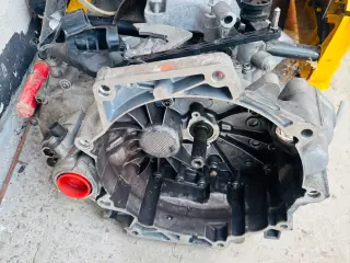 Vw tcros