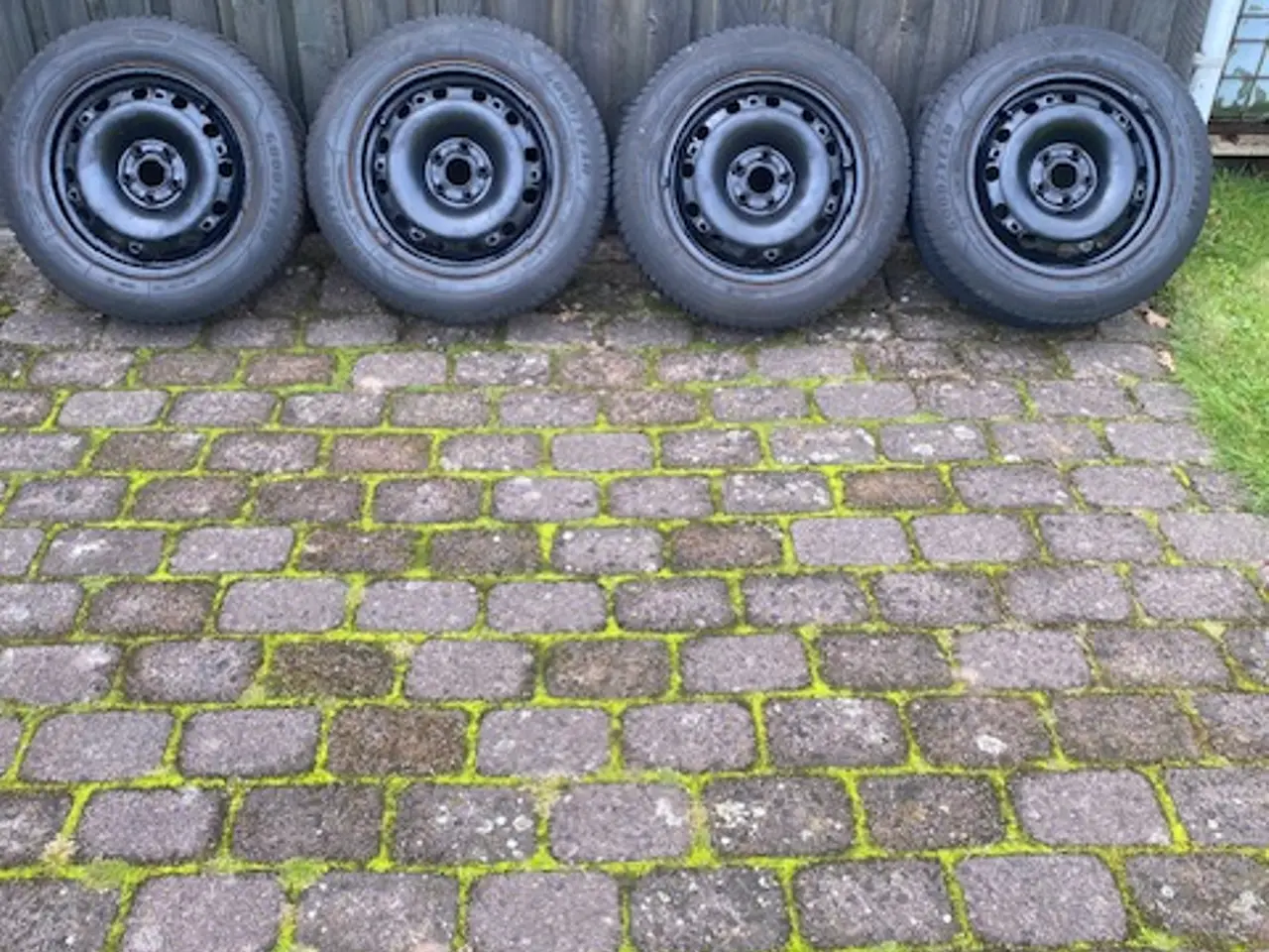 Billede 3 - Skoda Fabia/VW polo, Seat, Audi, 15" Vinterhjul