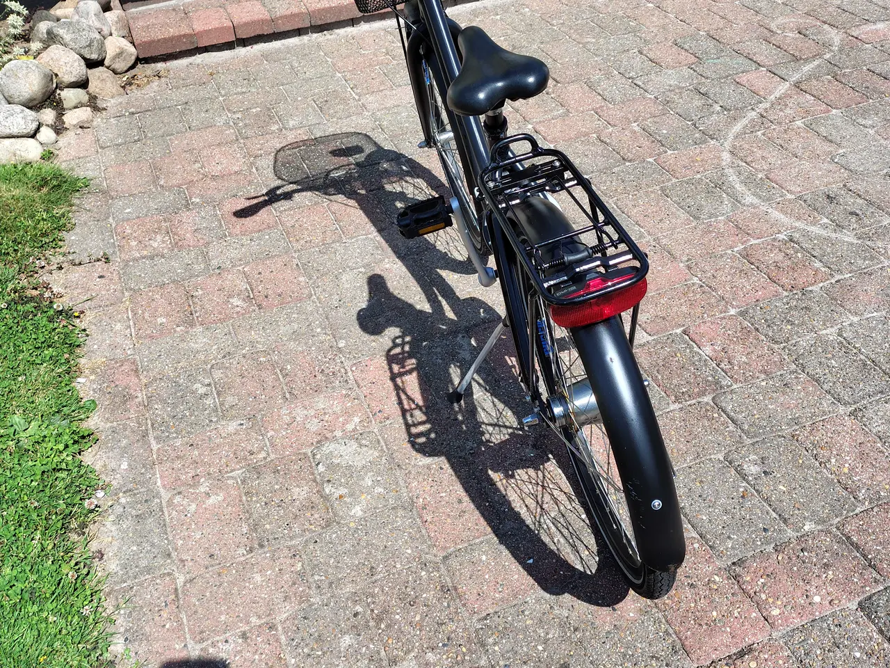 Billede 1 - Sort pigecykel 24 tommer
