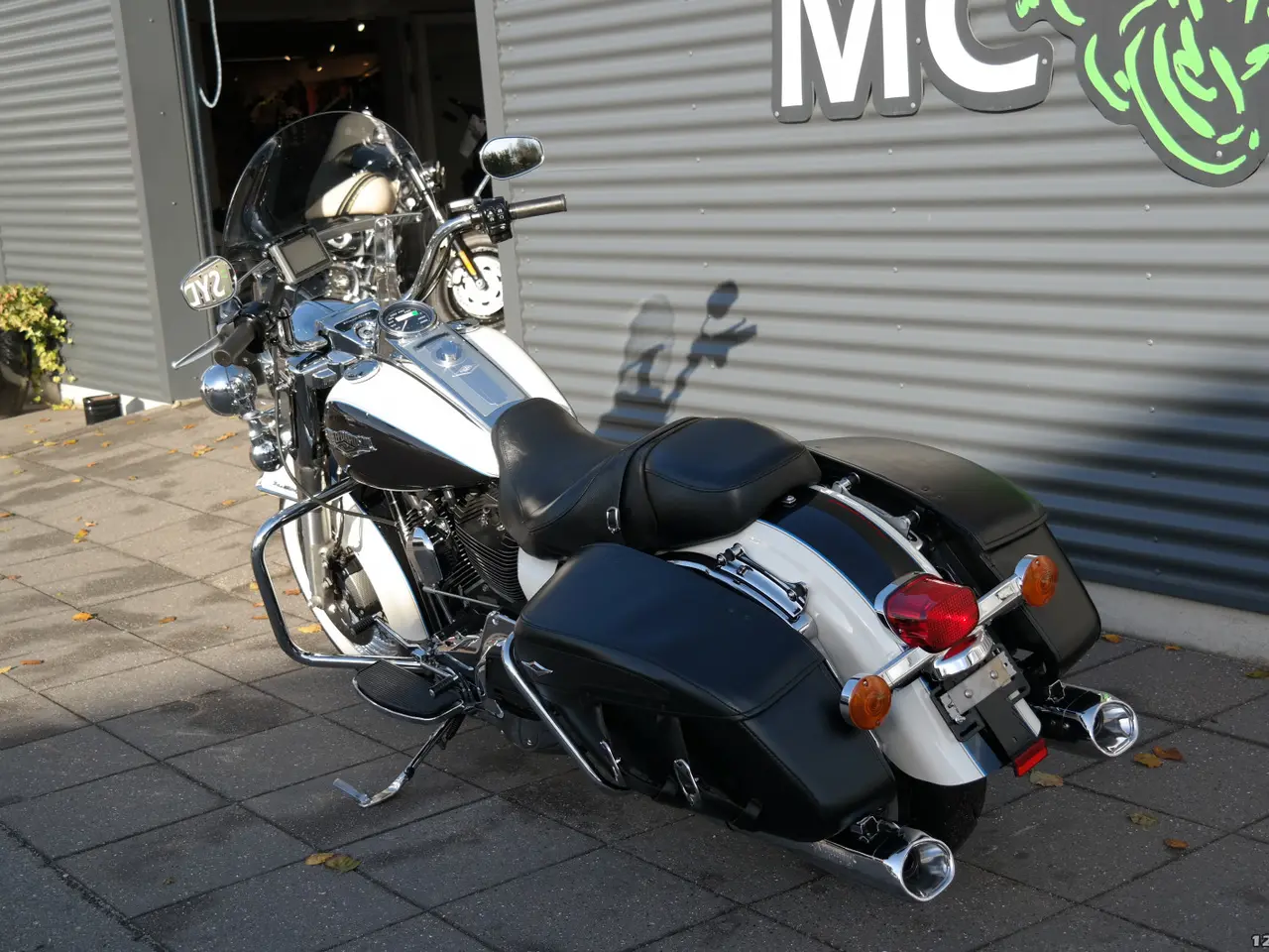 Billede 17 - Harley-Davidson FLHRC Road King Classic MC-SYD BYTTER GERNE