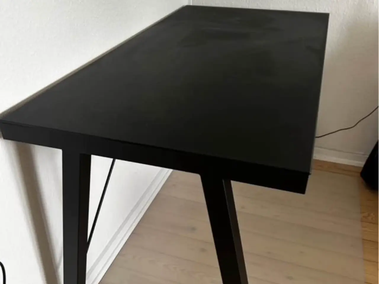 Billede 2 - Typhoon skrivebord sort