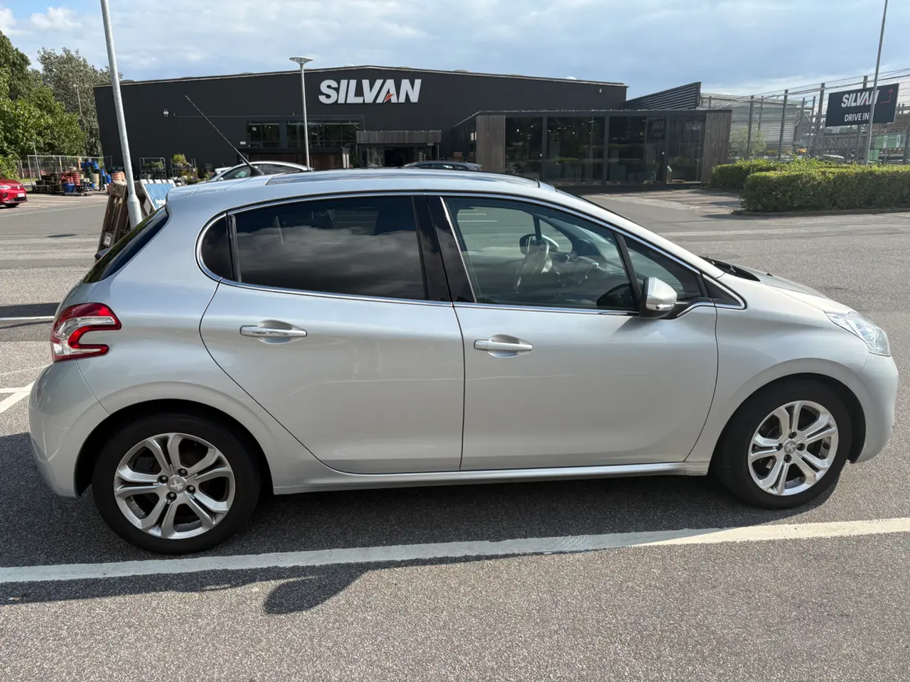 Billede 5 - Peugeot 208 1,2 VTi Allure Sky