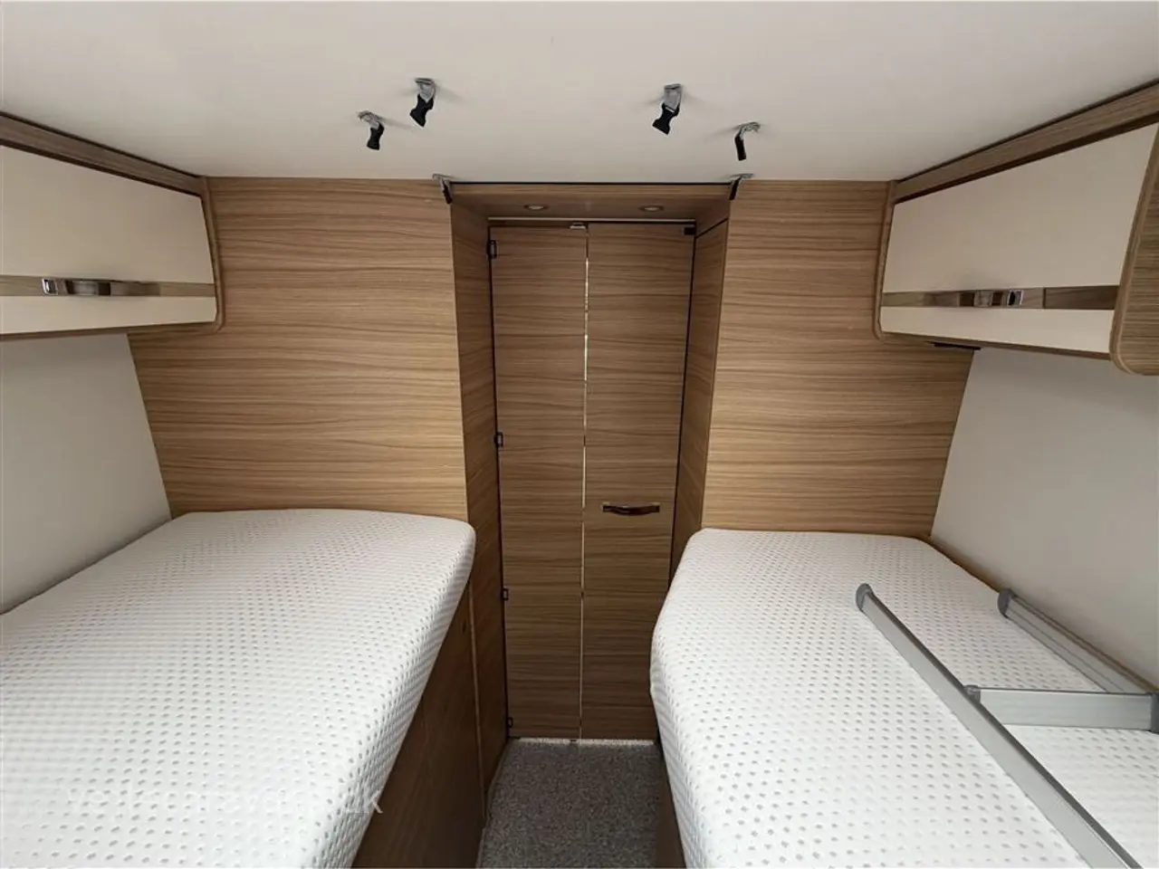 Billede 16 - 2019 - Dethleffs Globebus T 006