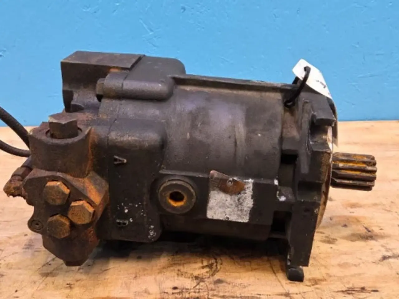 Billede 14 - New Holland CR9.90 Hydrostatmotor 84819681