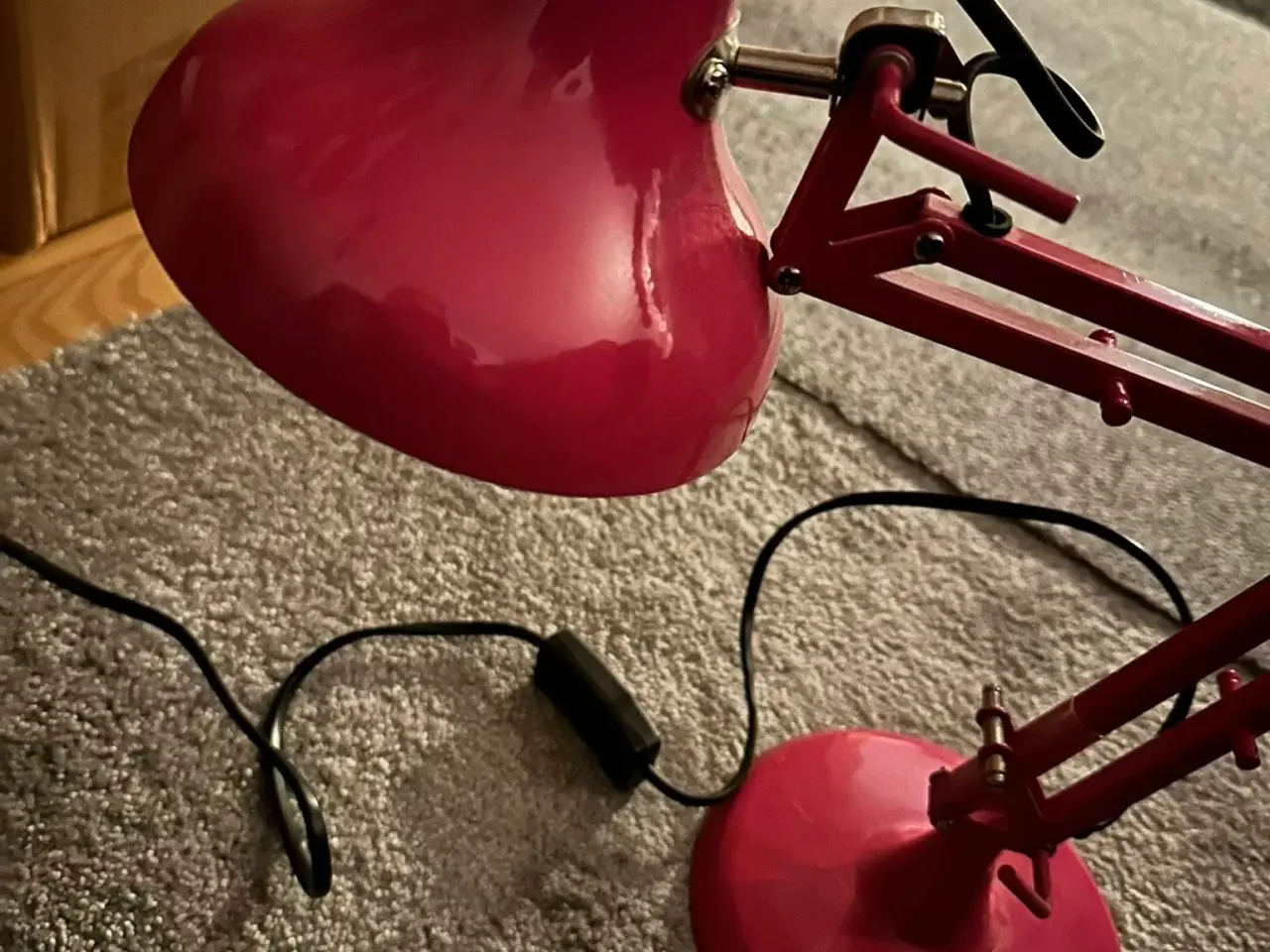 Billede 1 - pink bord lampe