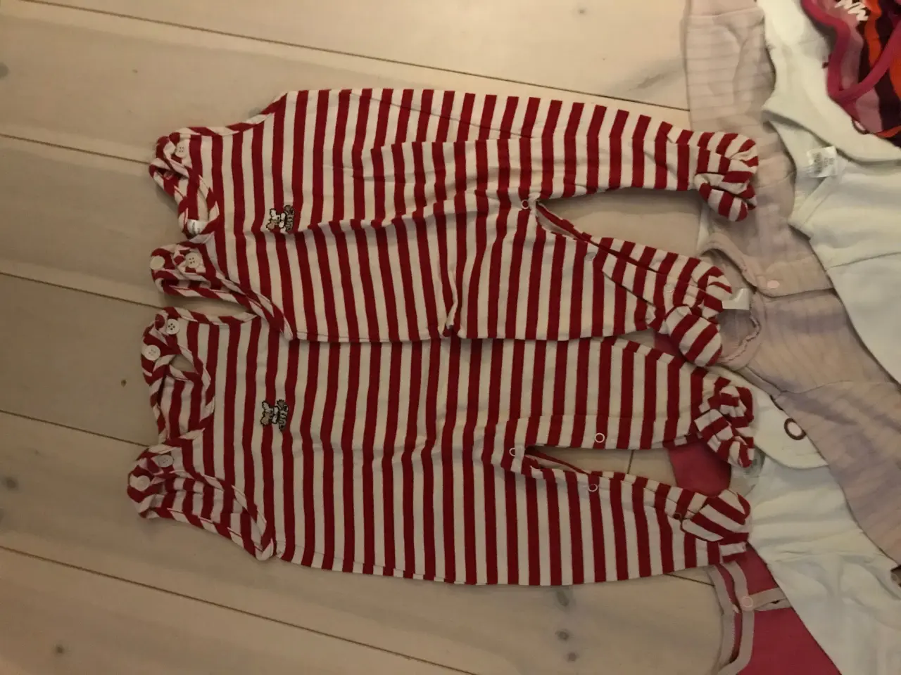 Billede 3 - Pigetøj, 7 dele, str. 68