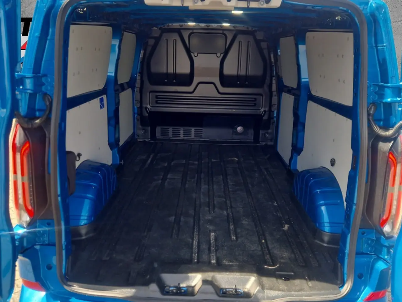 Billede 11 - Ford E-Transit Custom 340 L2 64 Limited