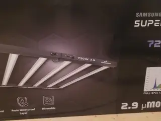 VÆKSTLAMPE Samsung SuperGrow720W LED 2000kr ubrugt