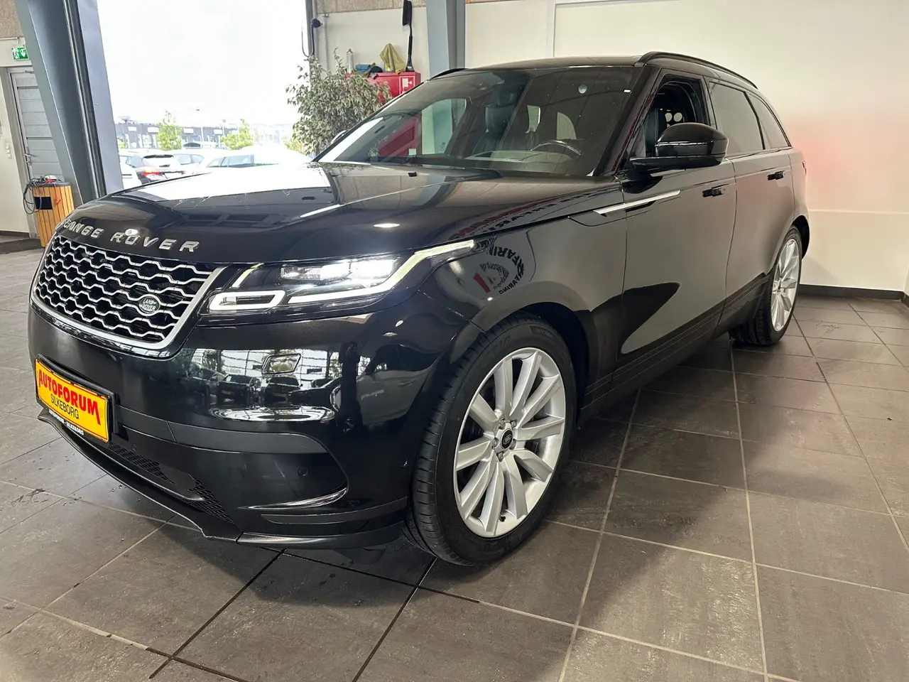 Billede 3 - Land Rover Range Rover Velar 3,0 D300 SE aut. Van