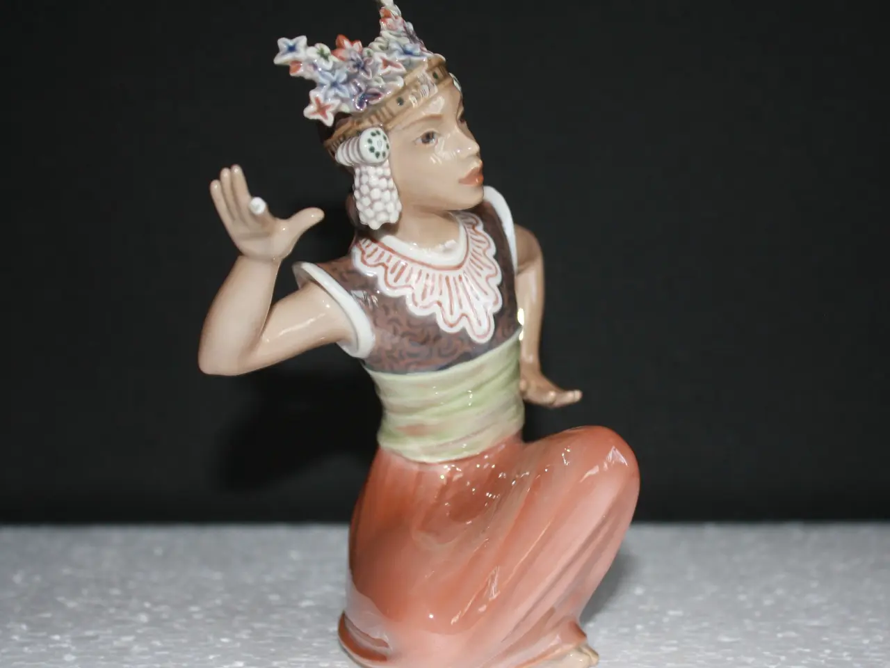 Billede 9 - Dahl Jensen. Orientalsk figur Monuia