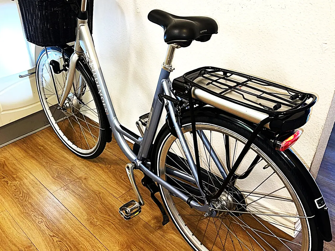 Billede 3 -  flot kildemoes dame elcykel 28"  7 gear.