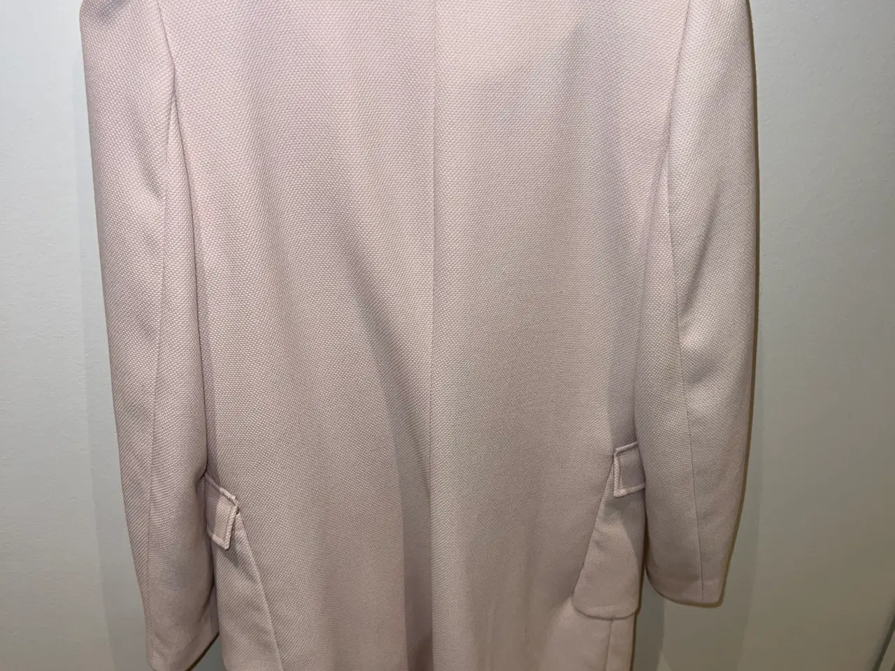 Billede 3 - Lang blazer str. 38