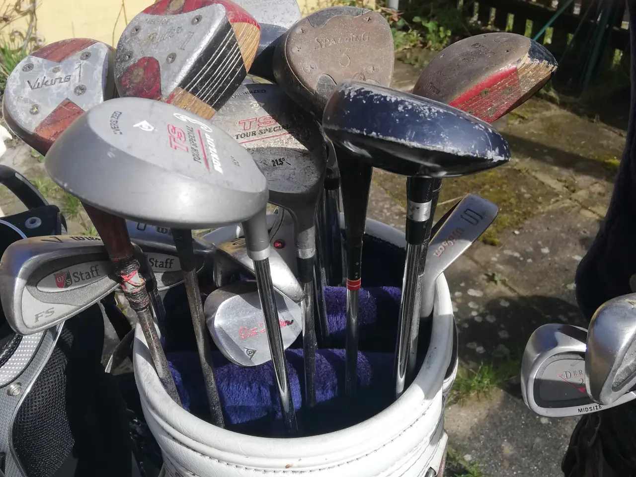 Billede 6 - Golf bolde og Bags køller og jern