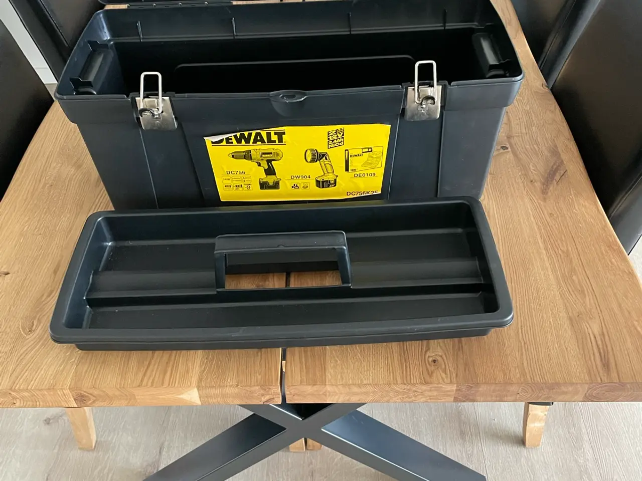 Billede 1 - DeWalt værktøjskasse