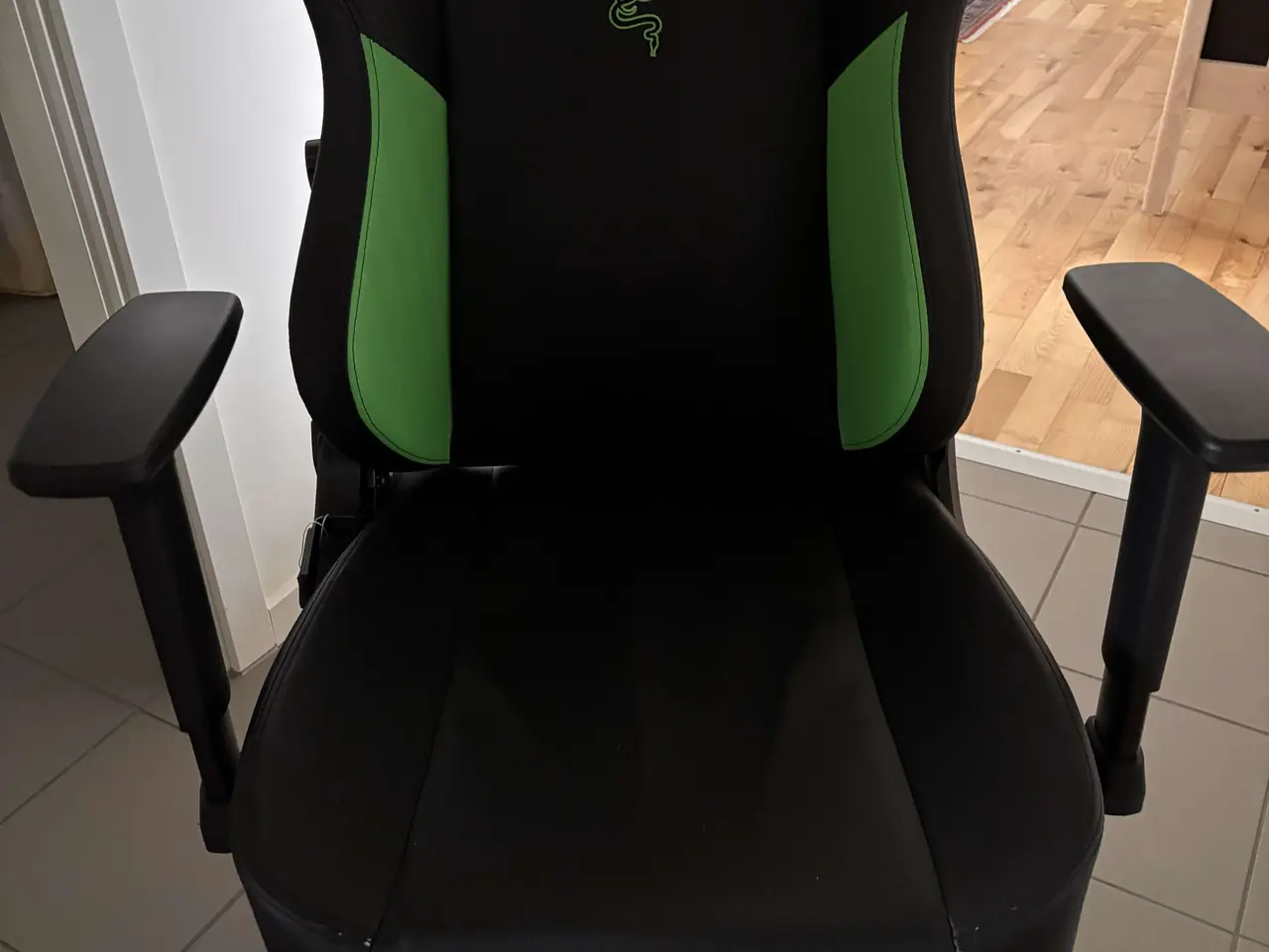 Billede 3 - Razer TAROK Ultimate Gaming Stol