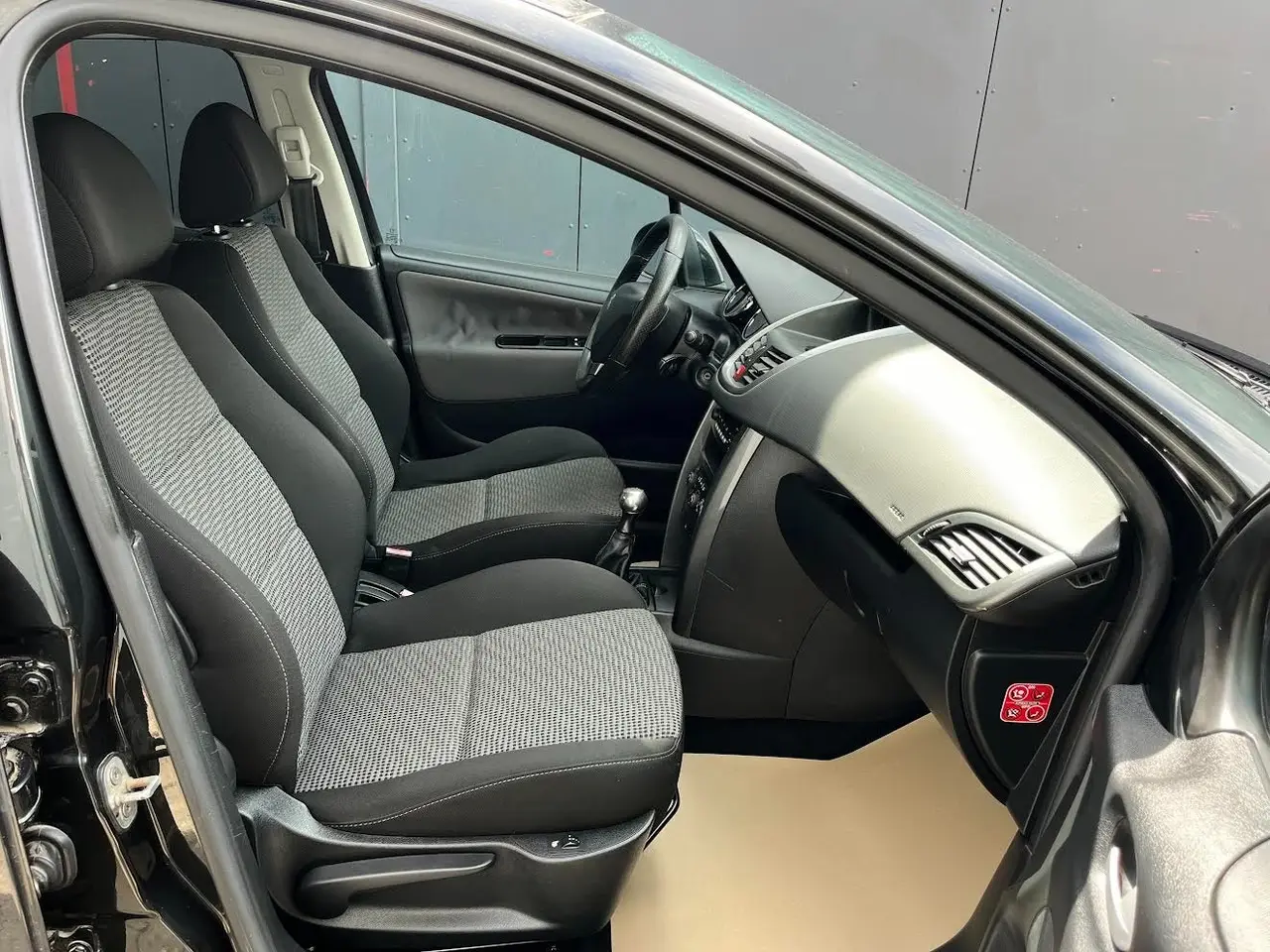 Billede 9 - Peugeot 207 1,6 HDi 92 Sportium