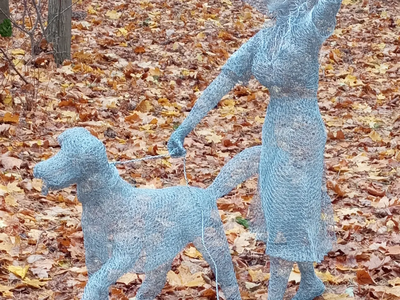 Billede 1 - En original havepynt, en trådskulptur