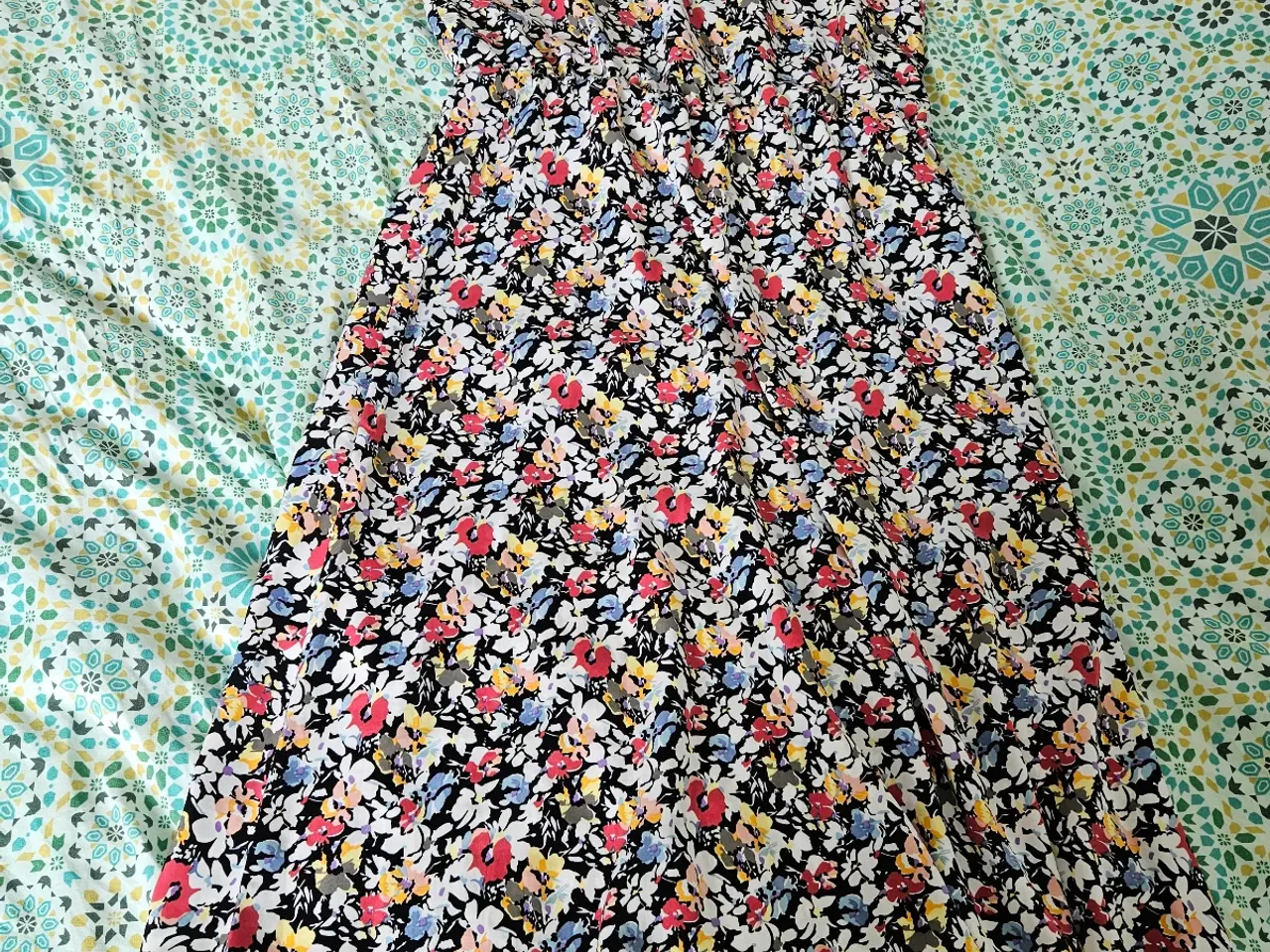 Billede 4 - SUPER SØD BLOMSTRET SOMMER TOP