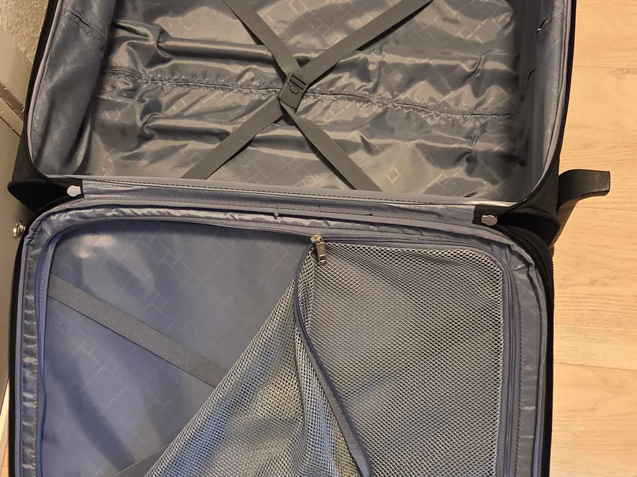 Billede 5 - Kuffer Samsonite 25-30x46x65 Som ny
