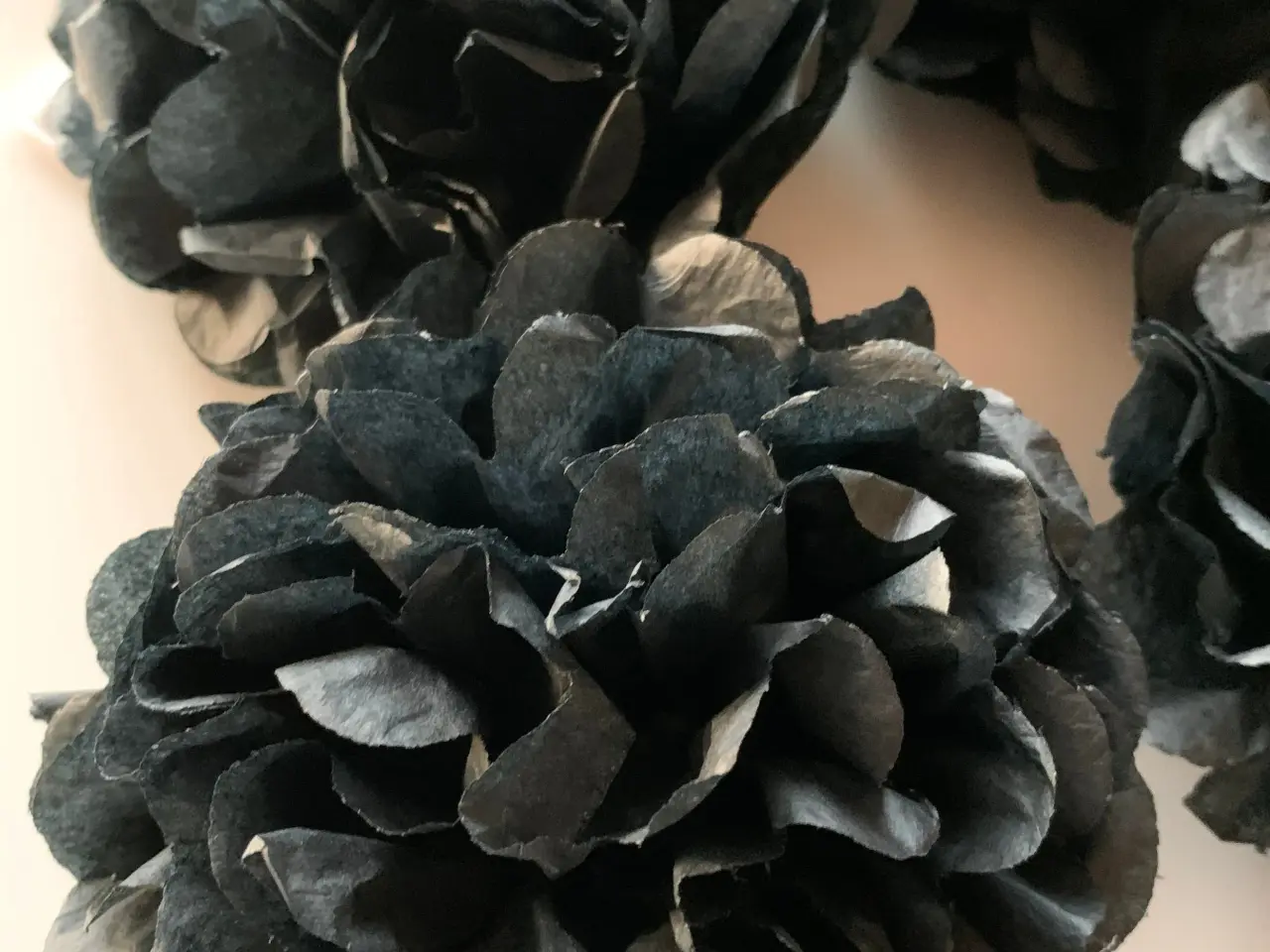 Billede 8 - Pom poms dekoration / festartikel, 65 stk.