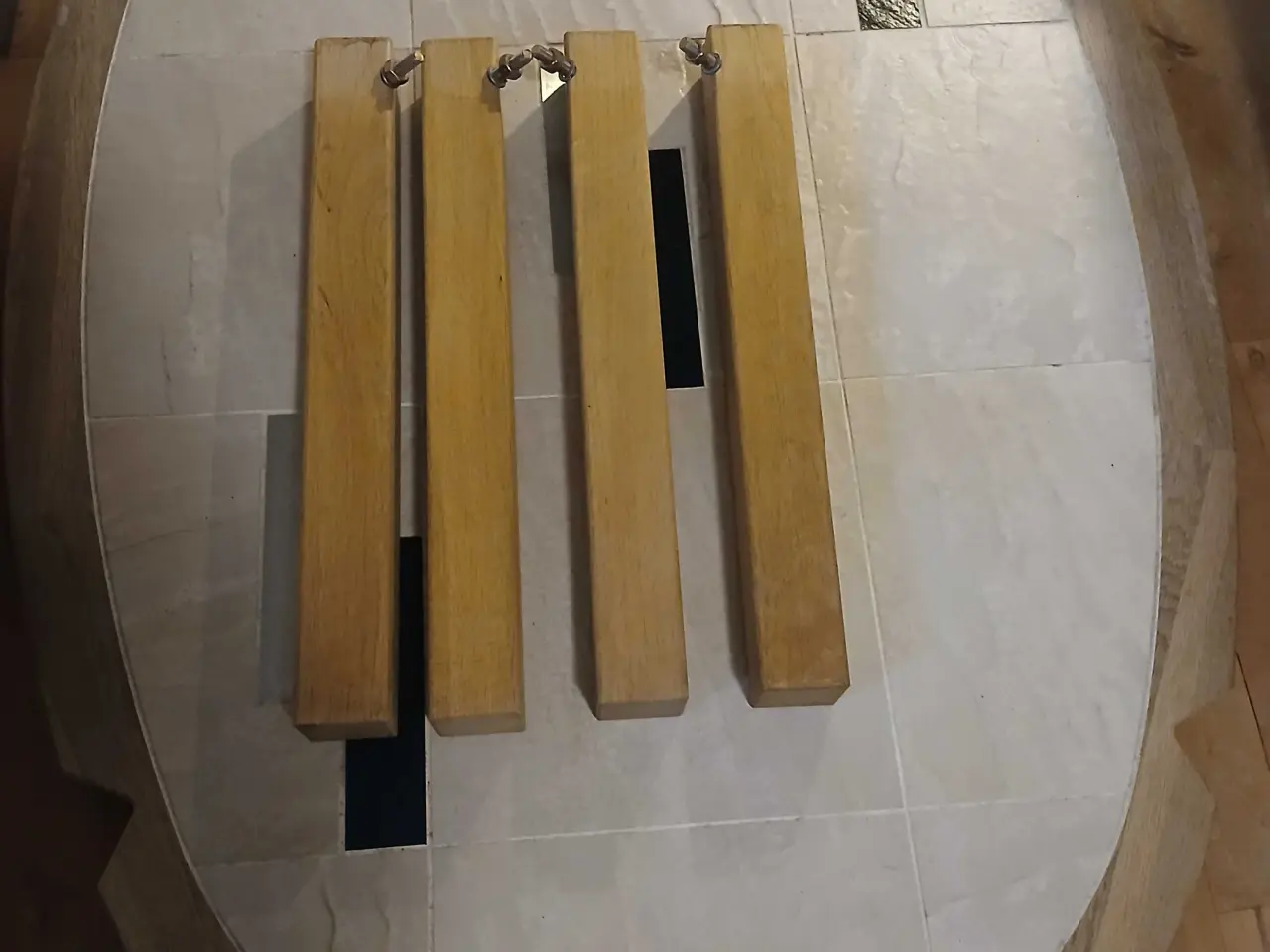 Billede 1 - Sofabord - eg og kakler