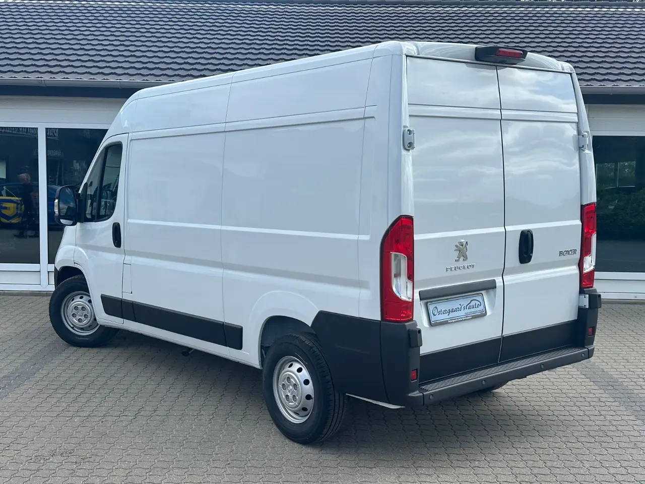 Billede 2 - Peugeot Boxer 435 2,2 BlueHDi 165 L2H2 Premium