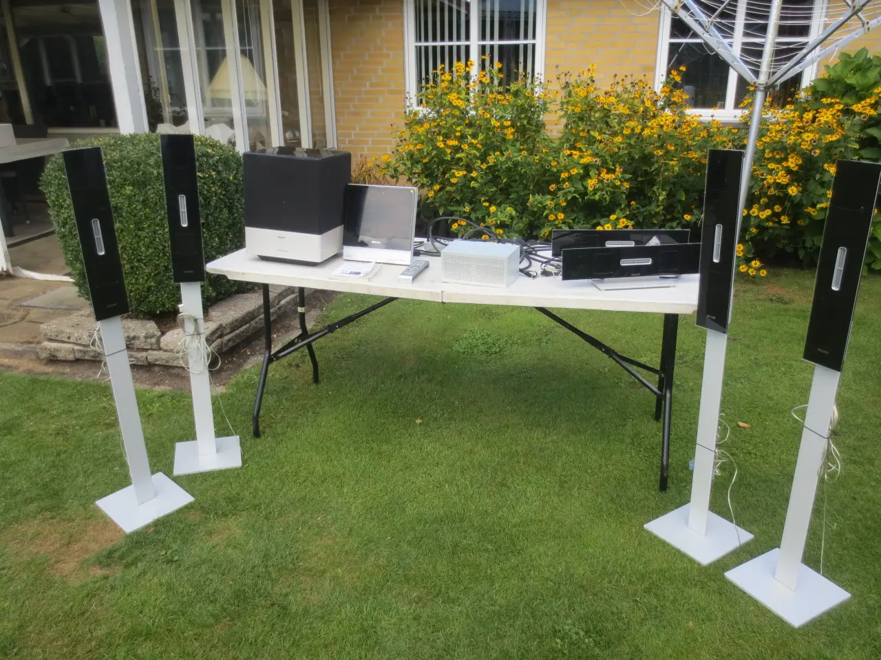 Billede 1 - 1 sæt Phillip Radio Model HTS9800W Anlæg