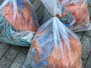 TOGGEGARN. Syet på BRUGTE men fine over/undertælle