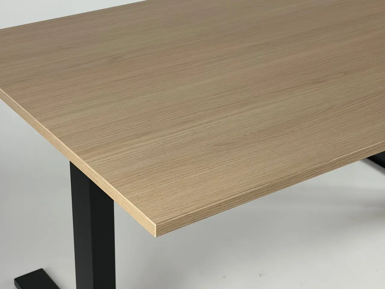 Billede 5 - HolmrisB8 Q20 Hæve/sænkebord – Natur/Sort Stel 160x80cm